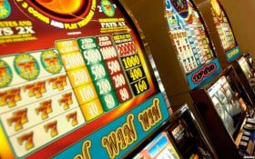Video Slot Reels Bonus Feature Free Spin Myanmar